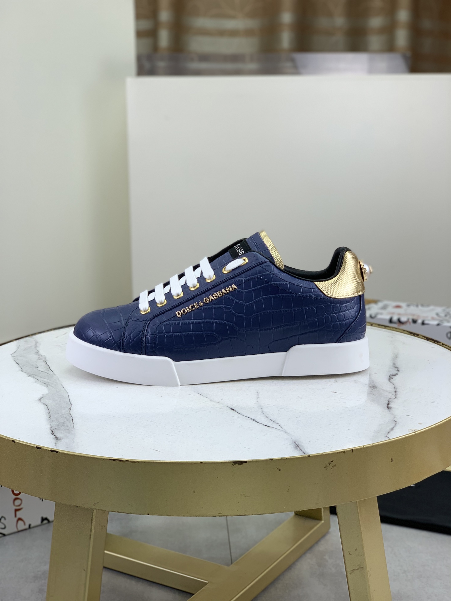 olce & Gabbana shoe